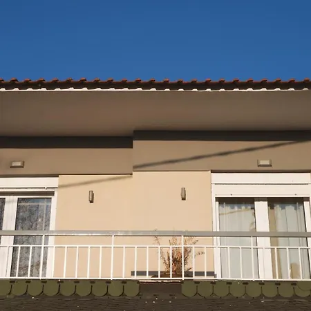 Дом отдыха Marvic House Exaplatanos