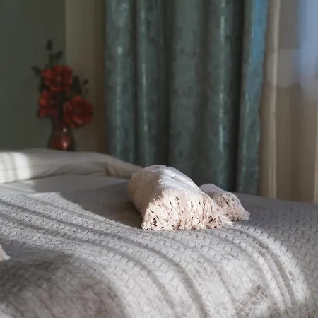 Marvic House Дом отдыха Exaplatanos