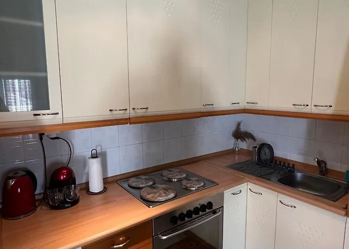 Marvic House 度假居 Exaplatanos