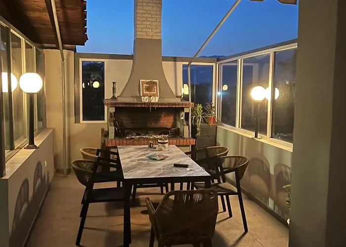 度假居 Marvic House Exaplatanos