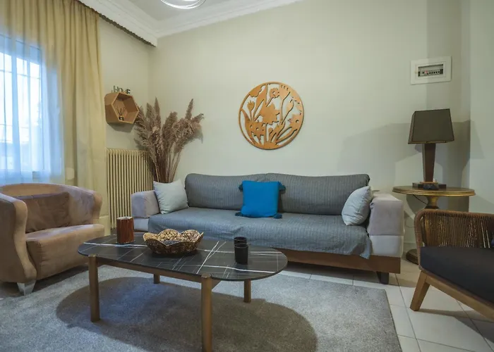 Marvic House 度假居 Exaplatanos