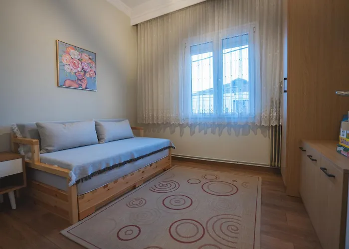 Marvic House 度假居 Exaplatanos