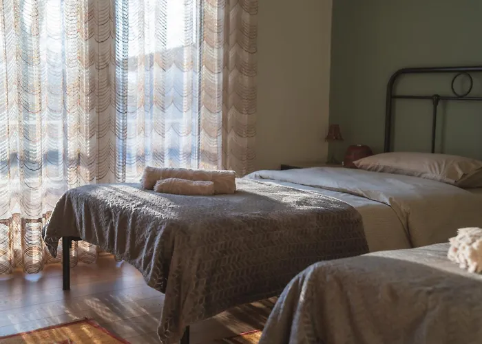 Marvic House Exaplatanos